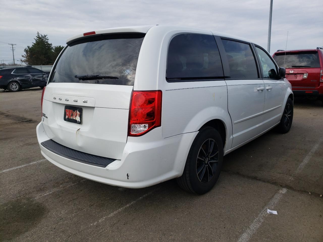 Photo 4 from auction – 2015 DODGE GRAND CARA with VIN 2C4RDGBGXFR683614