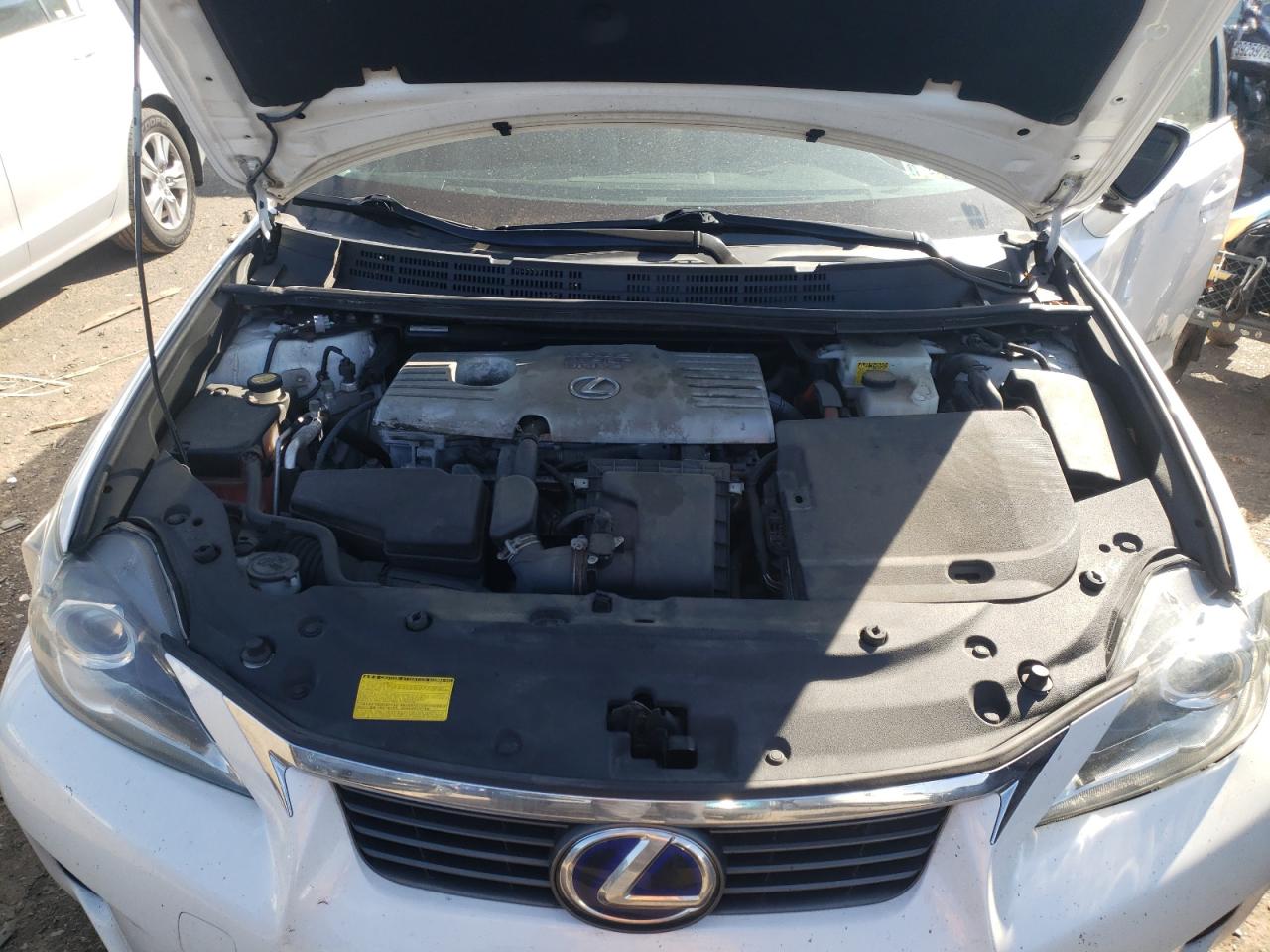 Photo 7 from auction – 2011 LEXUS CT 200 with VIN JTHKD5BH0B2039867