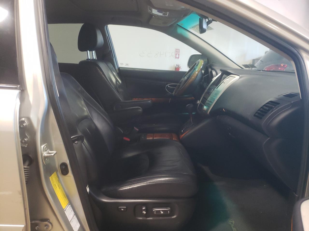 Photo 5 from auction – 2008 LEXUS RX 350 with VIN 2T2HK31U78C088980