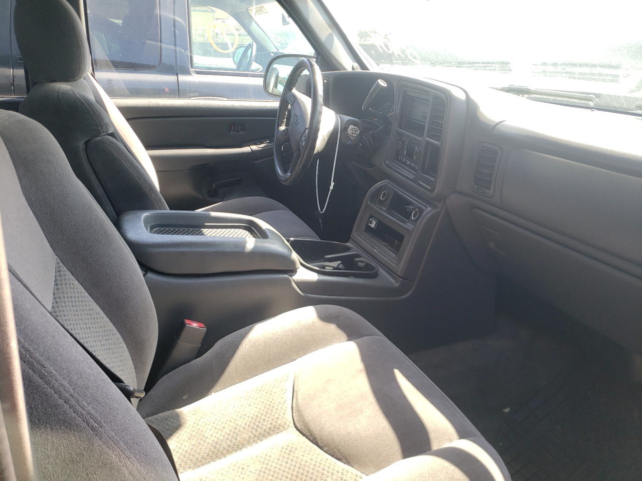 Photo 5 from auction – 2006 CHEVROLET SILVERADO with VIN 2GCEC13Z061310563