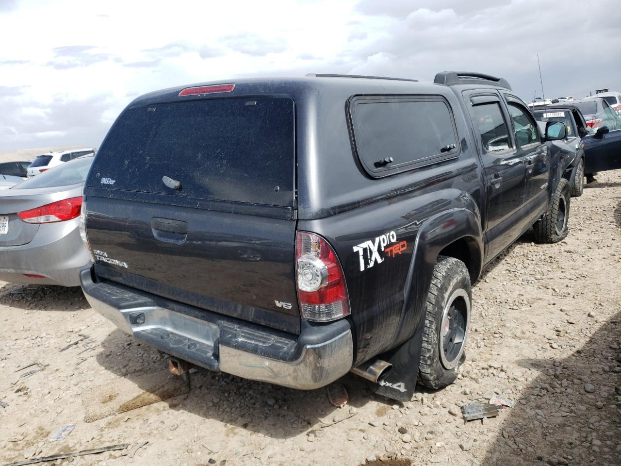 Photo 4 from auction – 2011 TOYOTA TACOMA DOU with VIN 3TMLU4EN6BM076383