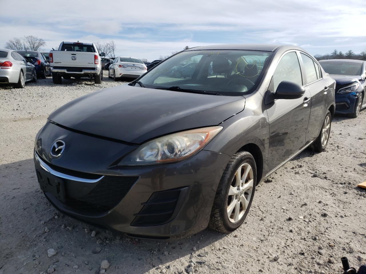 Photo 2 from auction – 2010 MAZDA 3 I with VIN JM1BL1SG3A1199556