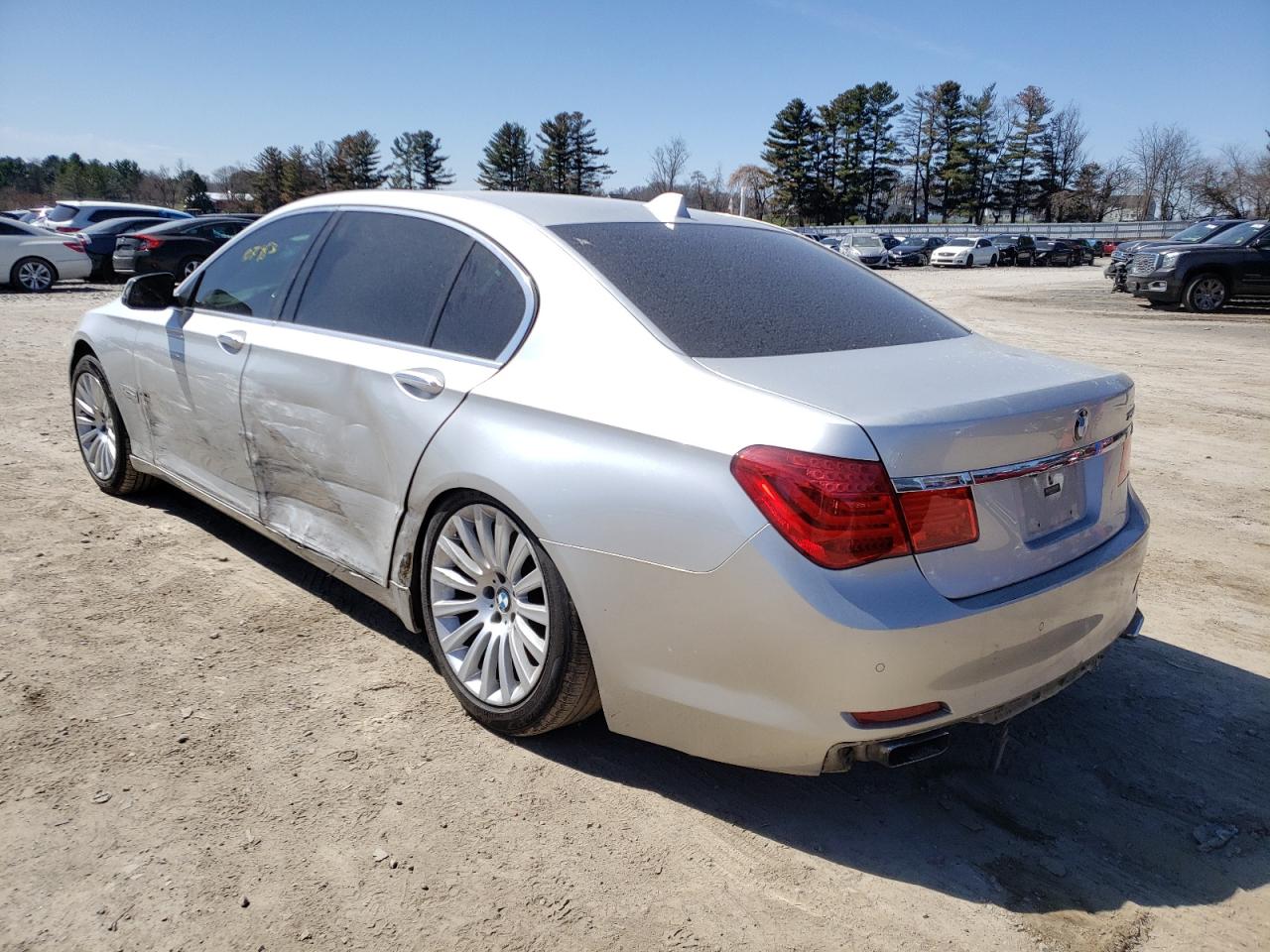 Photo 3 from auction – 2012 BMW 750 LI with VIN WBAKB8C53CDX20444