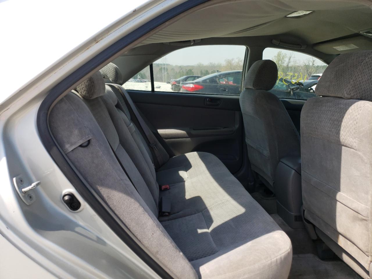 Photo 6 from auction – 2002 TOYOTA CAMRY LE with VIN 4T1BE32K02U039690