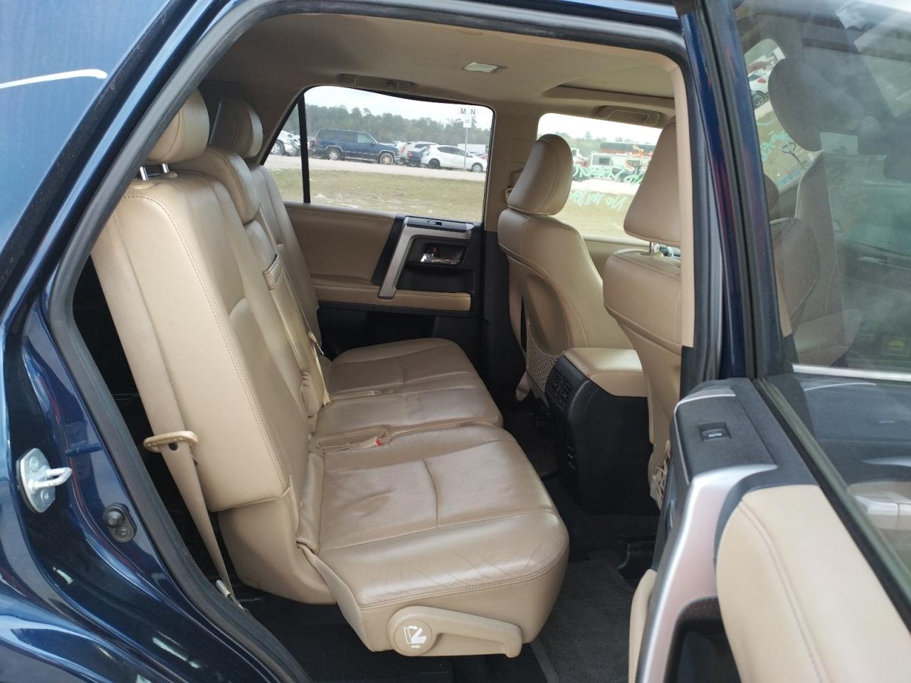 Photo 6 from auction – 2014 TOYOTA 4RUNNER SR with VIN JTEZU5JR6E5065933