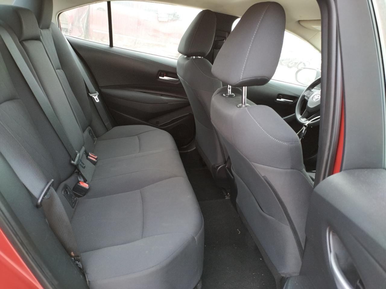 Photo 6 from auction – 2020 TOYOTA COROLLA LE with VIN 5YFEPRAE5LP099635