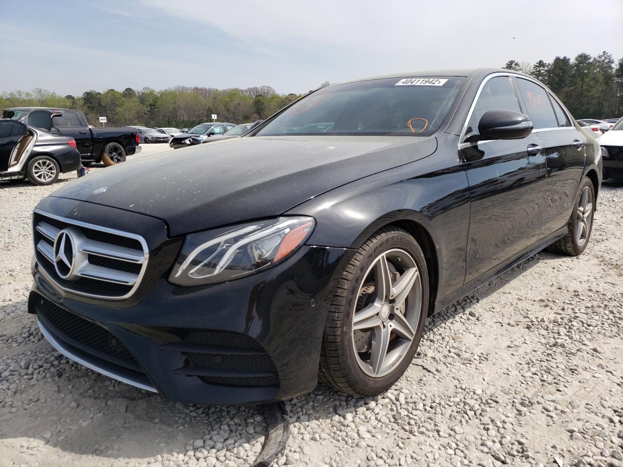 Photo 2 from auction – 2017 MERCEDES-BENZ E 300 with VIN WDDZF4JB2HA023952