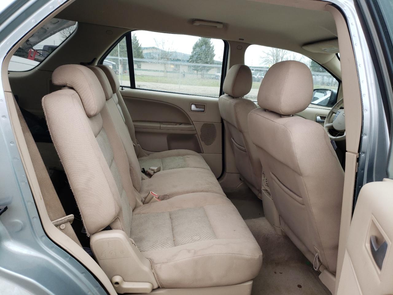 Photo 6 from auction – 2005 FORD FREESTYLE with VIN 1FMDK05135GA03661