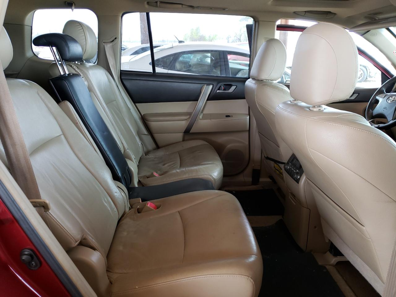 Photo 6 from auction – 2008 TOYOTA HIGHLANDER with VIN JTEES43A182030132