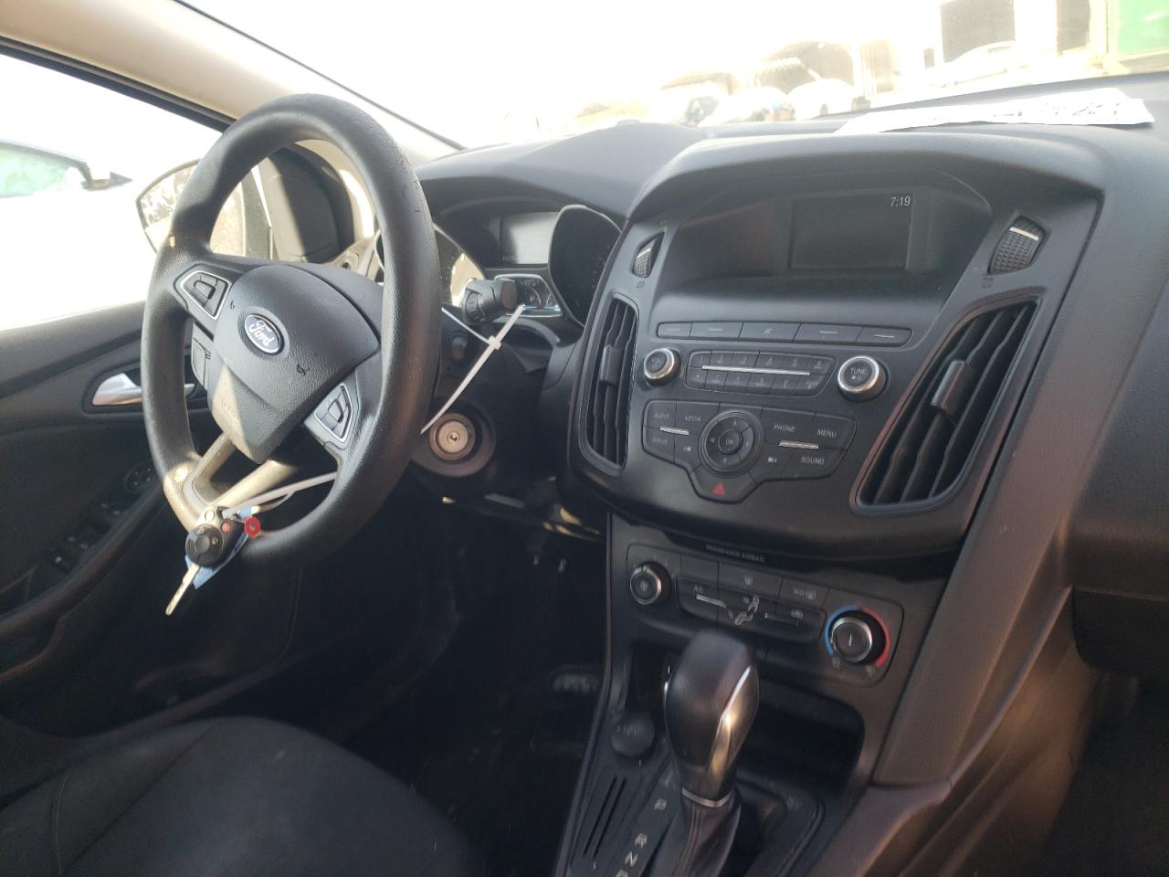 Photo 9 from auction – 2018 FORD FOCUS SE with VIN 1FADP3F24JL218312