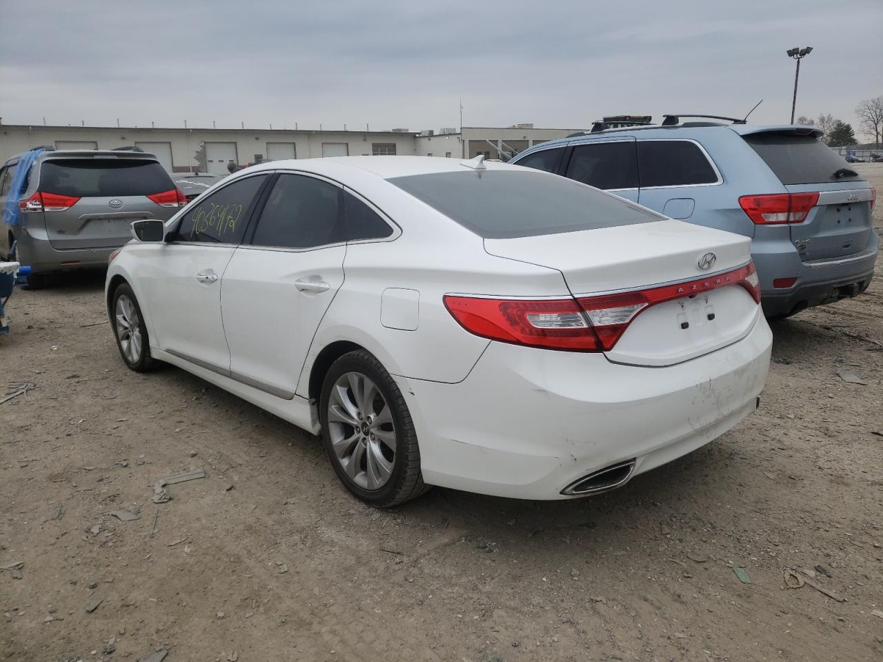 Photo 3 from auction – 2014 HYUNDAI AZERA with VIN KMHFG4JG3EA343603