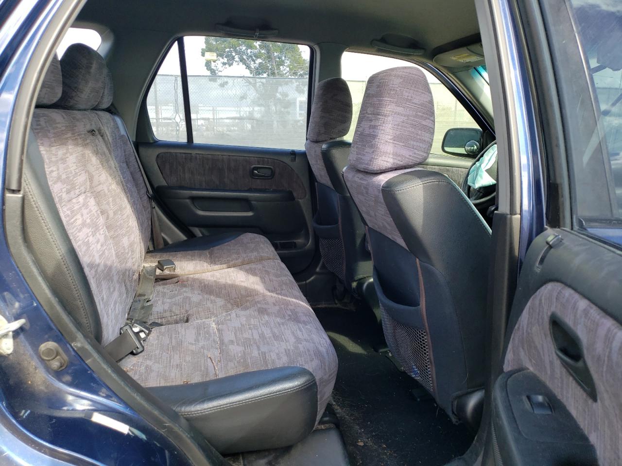 Photo 6 from auction – 2003 HONDA CR-V LX with VIN JHLRD684X3C007341