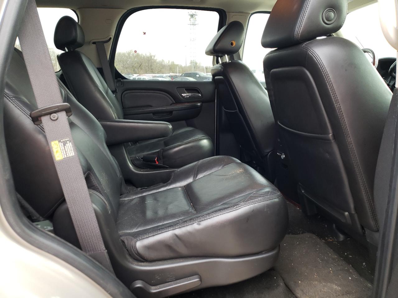 Photo 6 from auction – 2007 CADILLAC ESCALADE L with VIN 1GYFK63877R240929