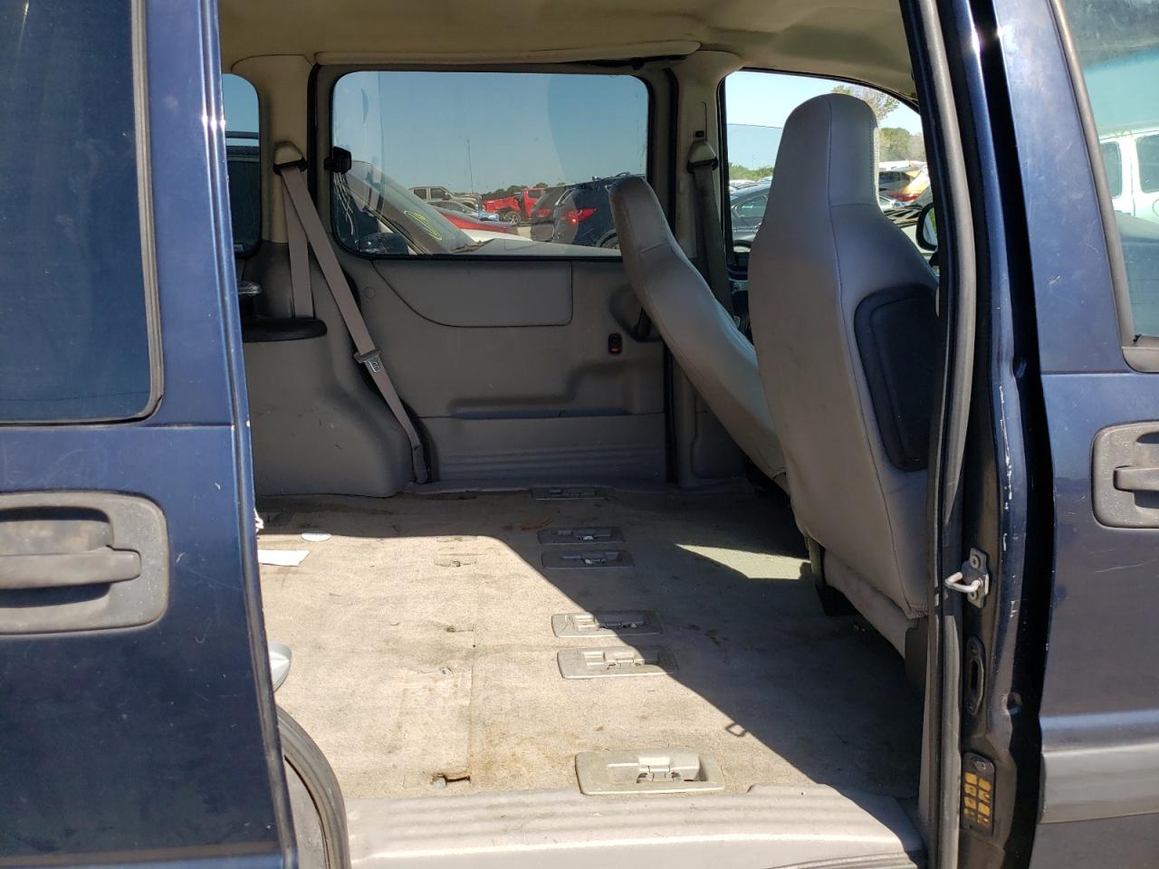 Photo 6 from auction – 2004 CHEVROLET VENTURE with VIN 1GNDU03E84D251500