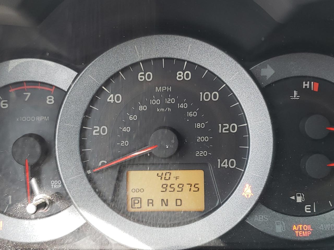 Photo 8 from auction – 2009 TOYOTA RAV4 with VIN JTMBF33V795013036
