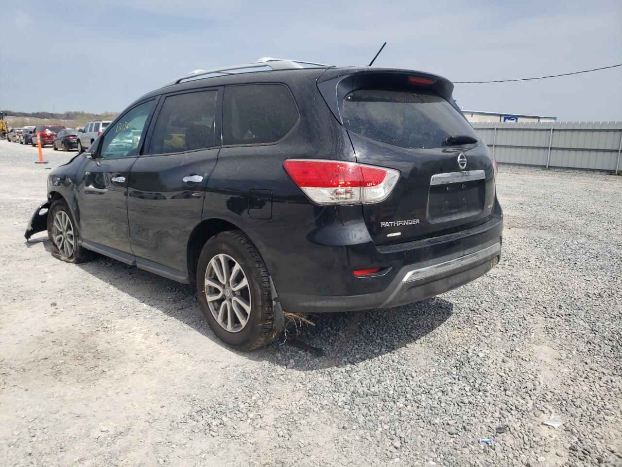 Photo 3 from auction – 2015 NISSAN PATHFINDER with VIN 5N1AR2MM4FC684430