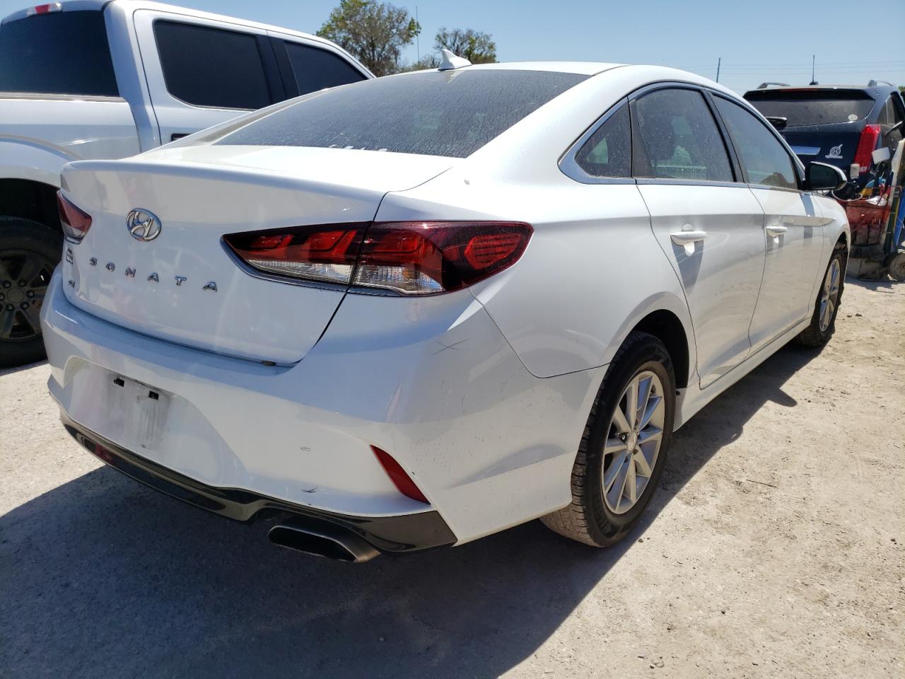 Photo 4 from auction – 2019 HYUNDAI SONATA SE with VIN 5NPE24AF3KH737340