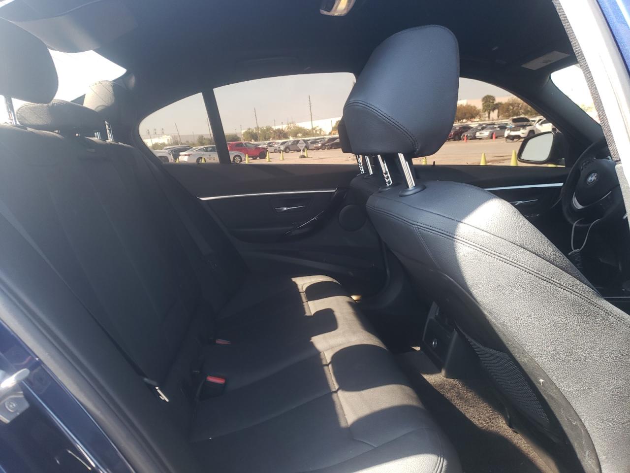 Photo 6 from auction – 2018 BMW 330 I with VIN WBA8B9G51JNU96432