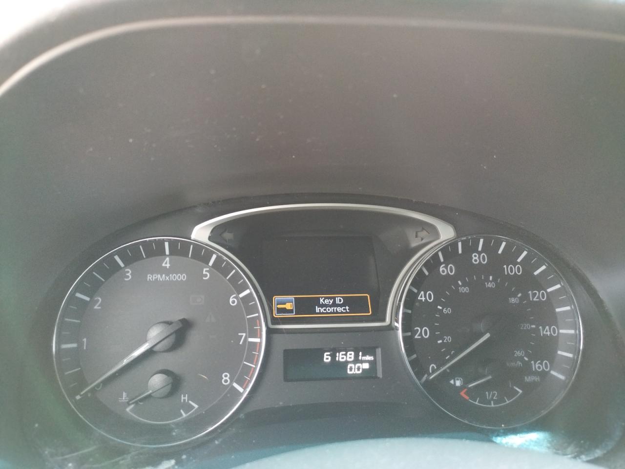 Photo 8 from auction – 2014 NISSAN PATHFINDER with VIN 5N1AR2MN8EC668237
