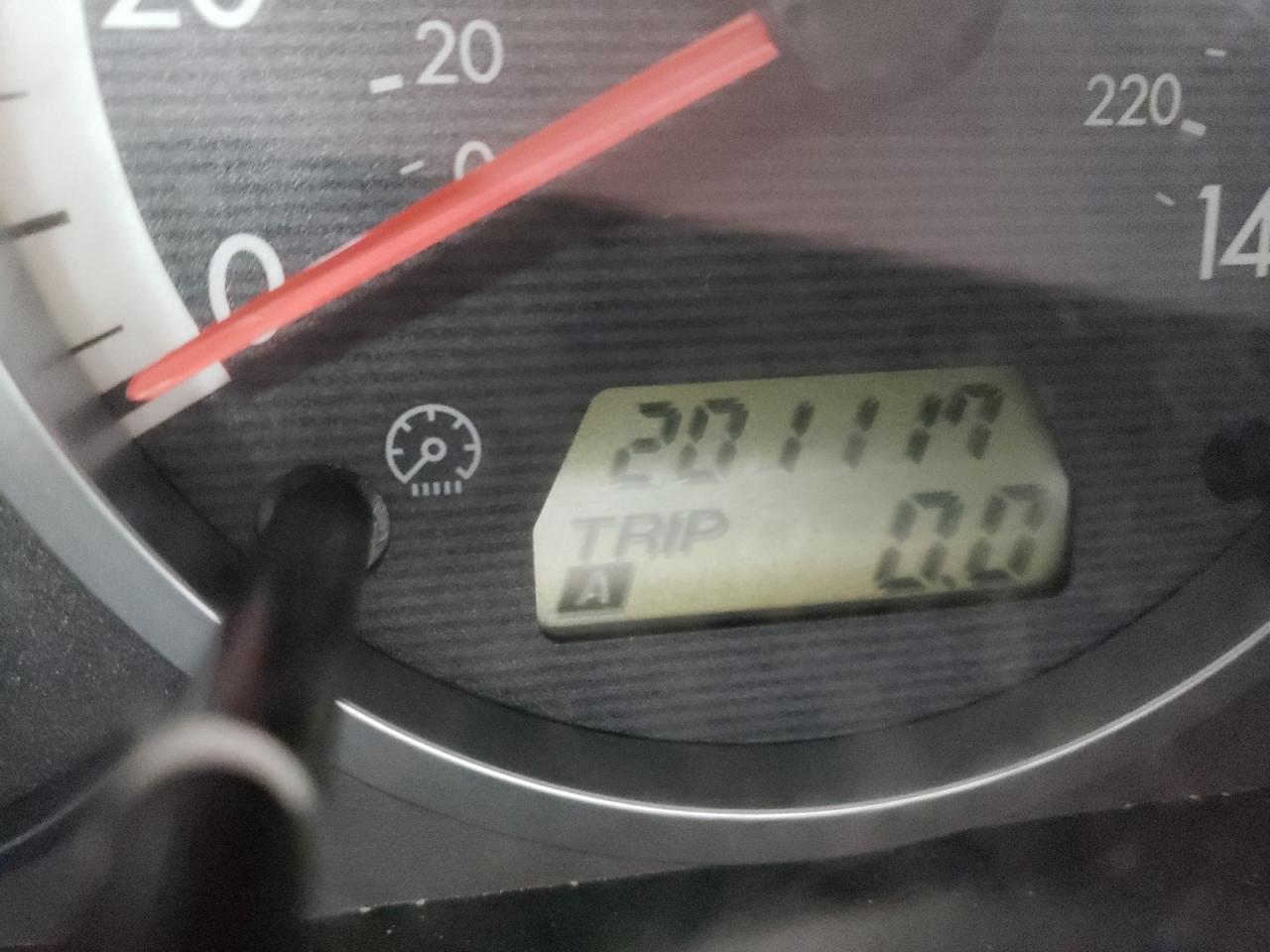 Photo 8 from auction – 2006 MAZDA 5 with VIN JM1CR293160115923