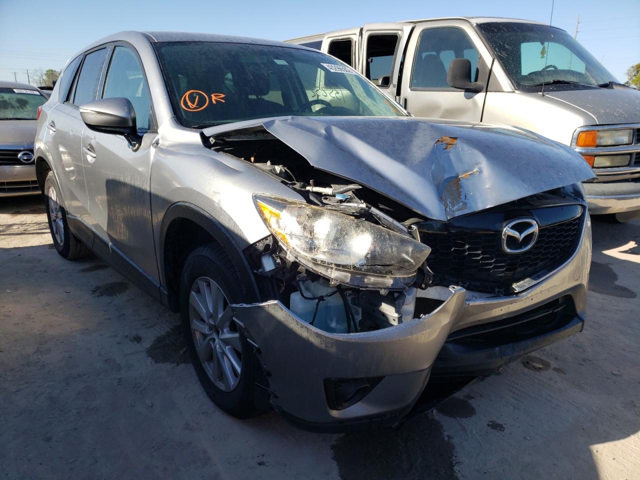 MAZDA CX-5 TOURI 2015 with VIN JM3KE4CY2F0523958 - Photo from auction