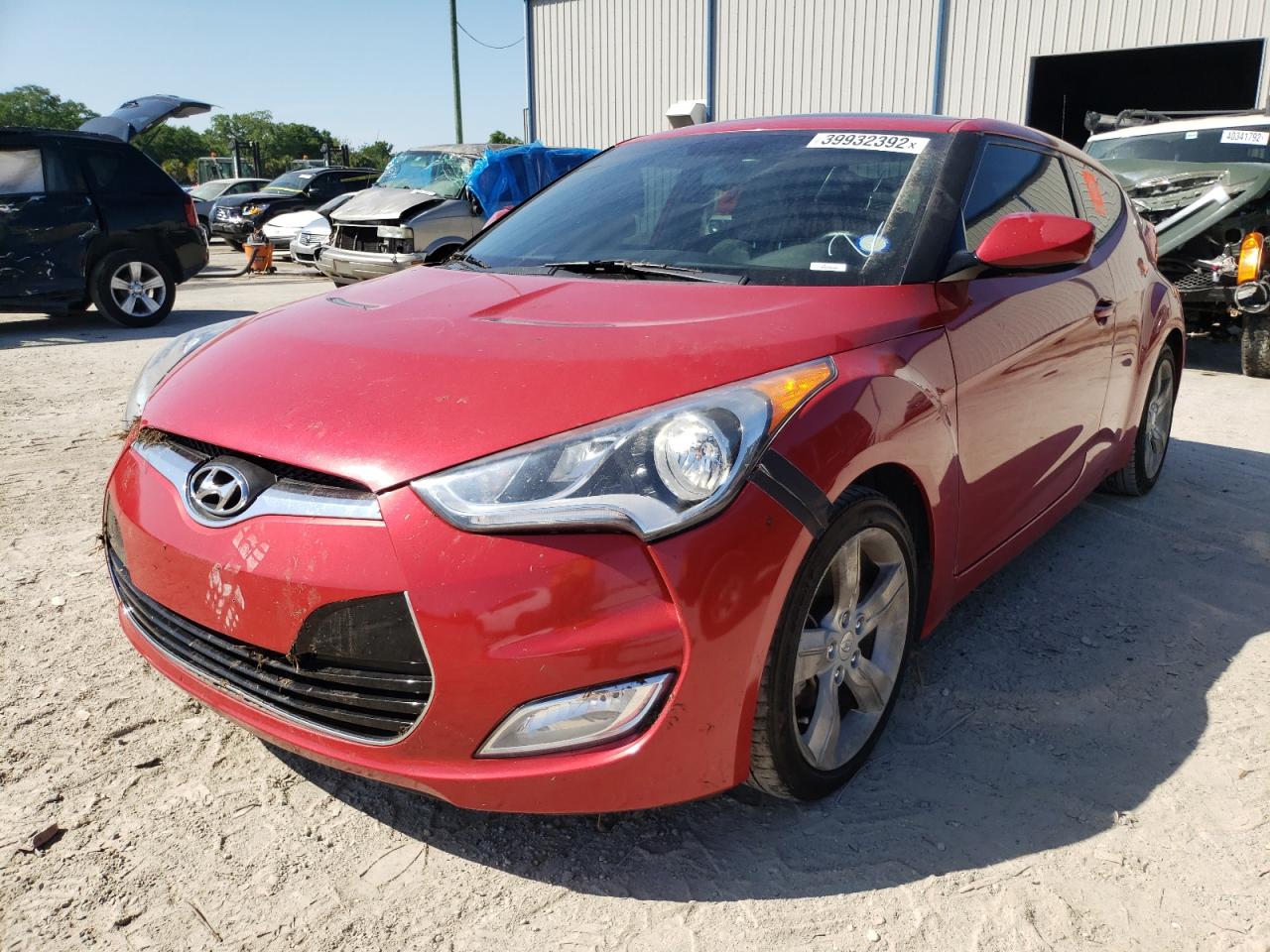 Photo 2 from auction – 2014 HYUNDAI VELOSTER with VIN KMHTC6ADXEU191558