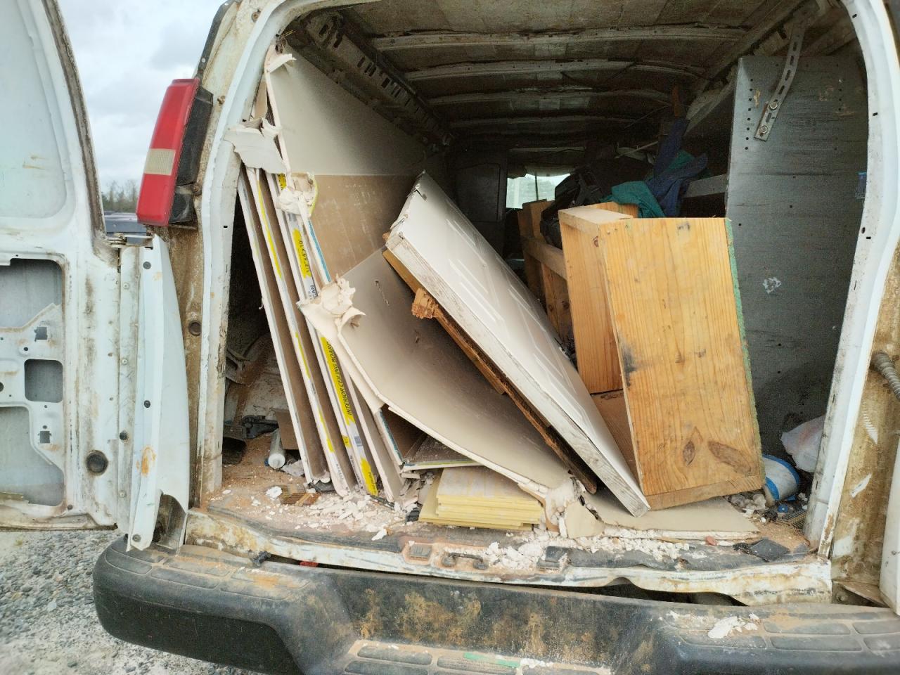 Photo 6 from auction – 2010 CHEVROLET EXPRESS G3 with VIN 1GC2GUBG3A1160228