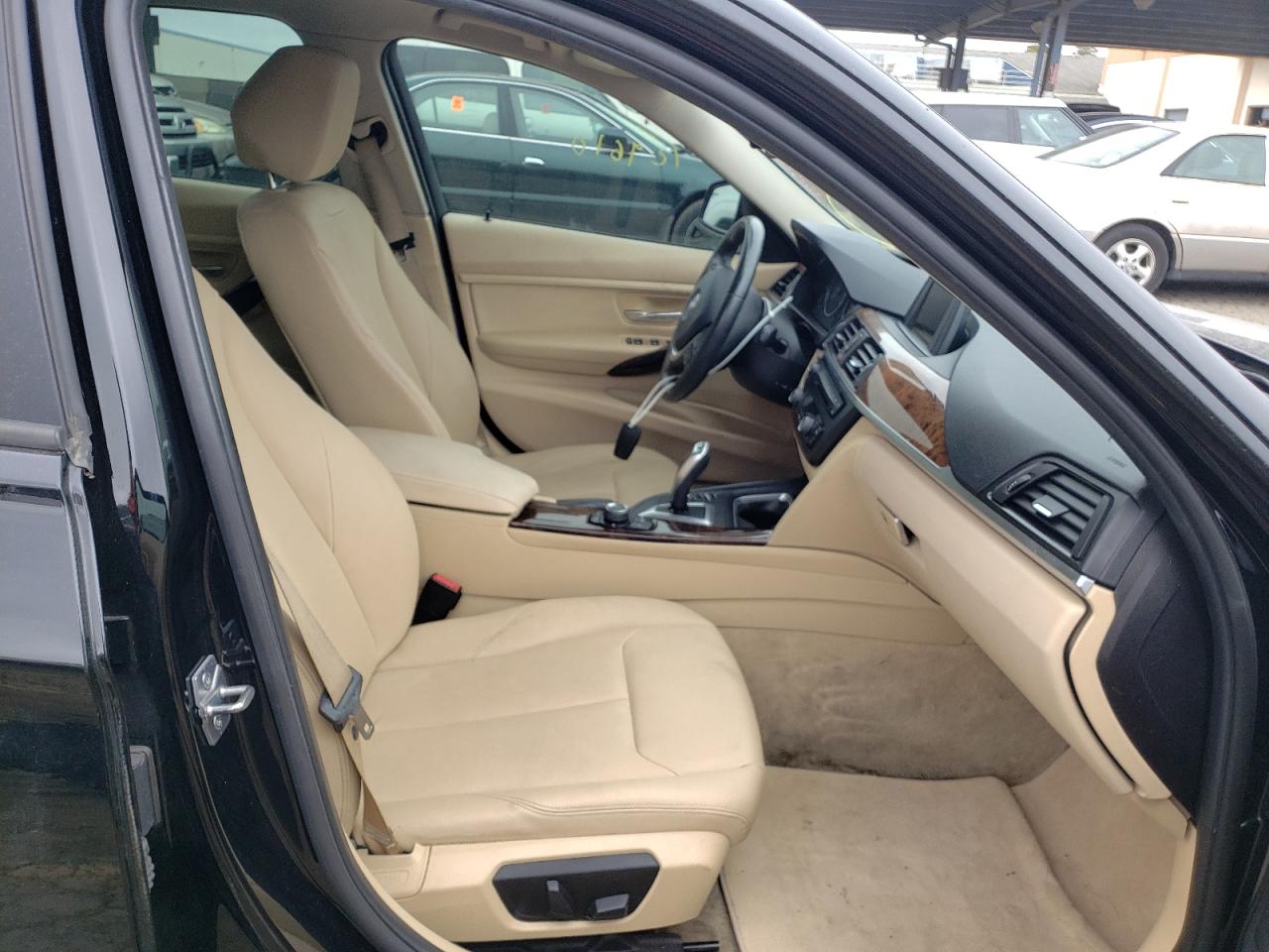 Photo 5 from auction – 2014 BMW 328 I with VIN WBA3A5C57EF604824