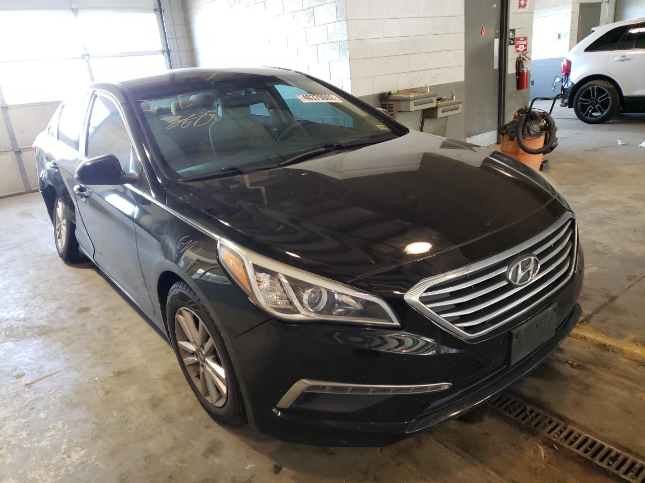 HYUNDAI SONATA SE 2015 with VIN 5NPE24AF0FH234080 - Photo from auction