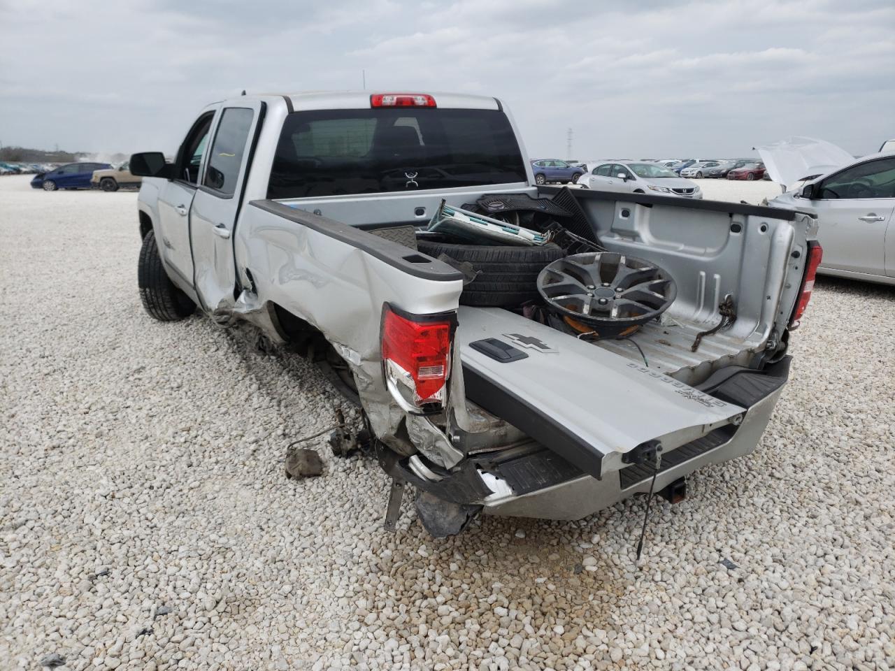 Photo 3 from auction – 2016 CHEVROLET SILVERADO with VIN 3GCPCREC7GG198501