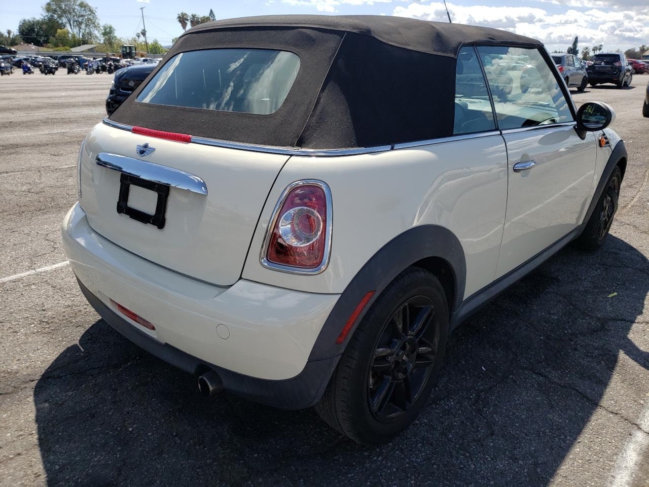 Photo 4 from auction – 2015 MINI COOPER with VIN WMWZN3C58FT862985