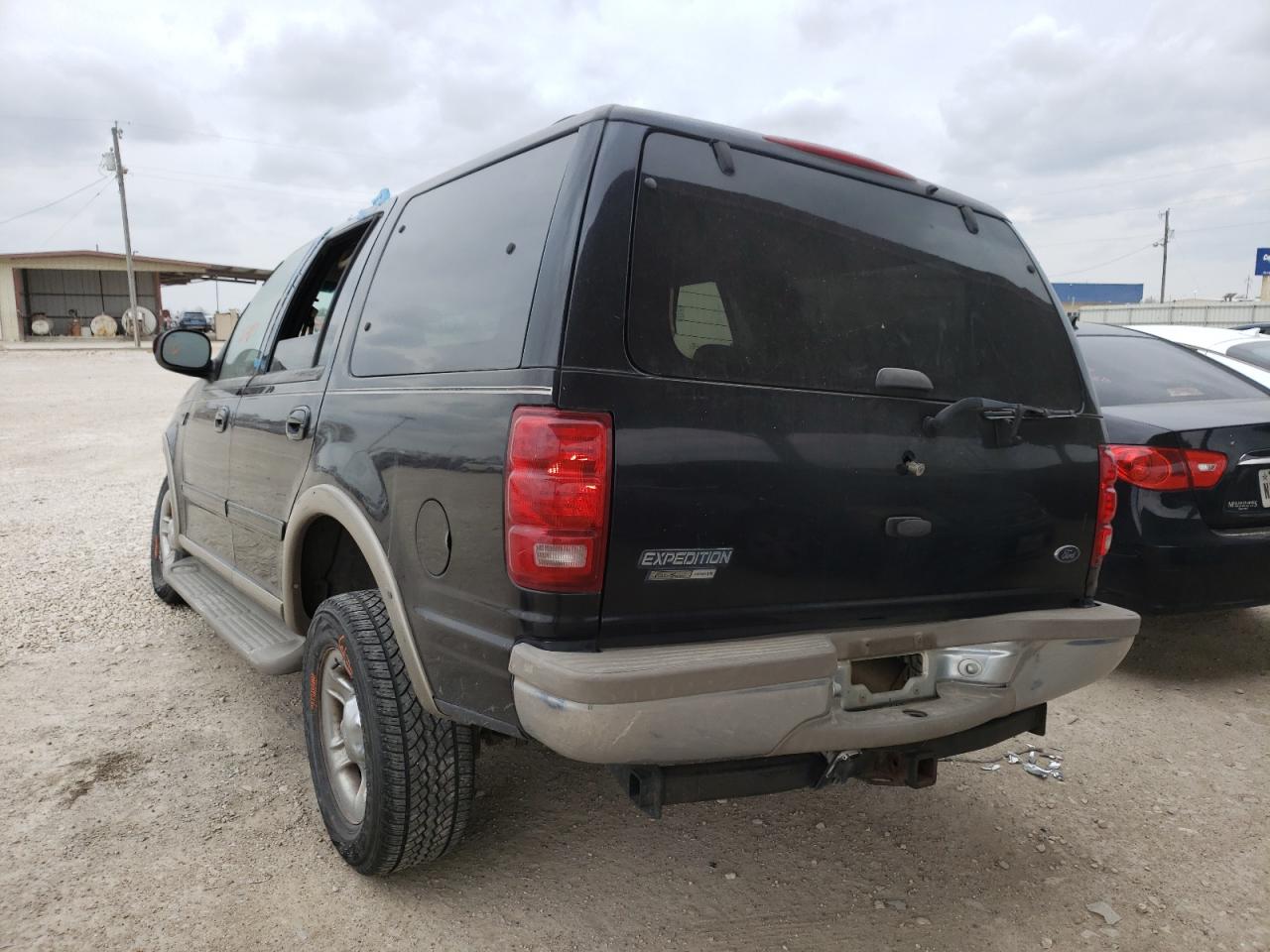 Photo 3 from auction – 2002 FORD EXPEDITION with VIN 1FMRU17L22LA11953