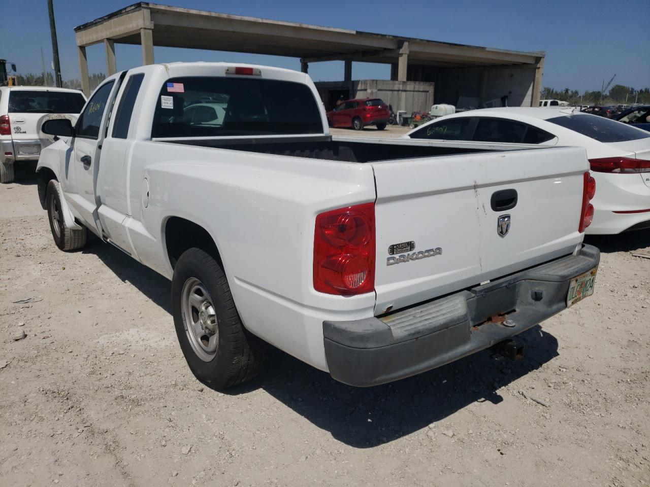 Photo 3 from auction – 2005 DODGE DAKOTA ST with VIN 1D7HE22K95S160569
