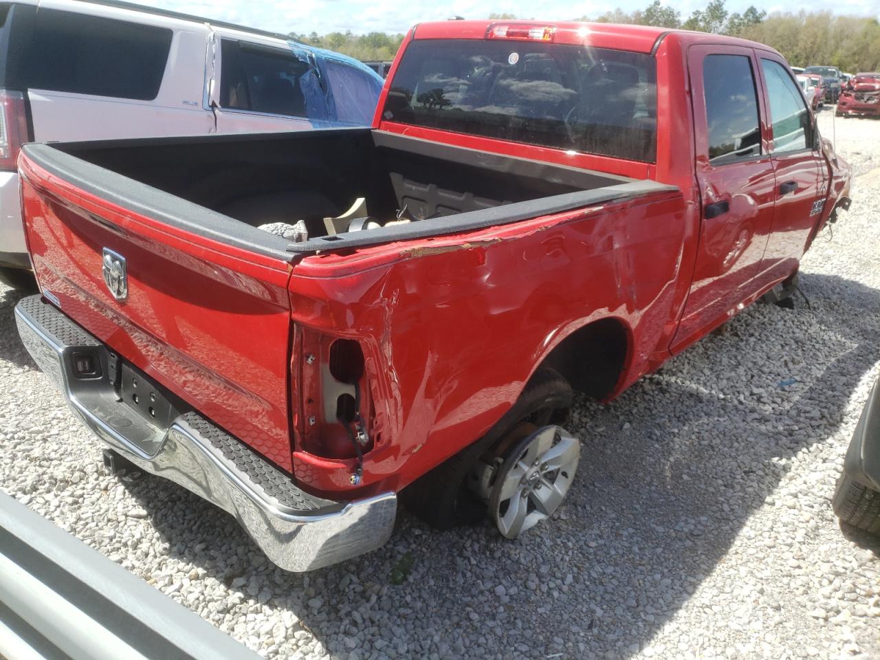 Photo 4 from auction – 2017 RAM 1500 ST with VIN 1C6RR6KG7HS605277