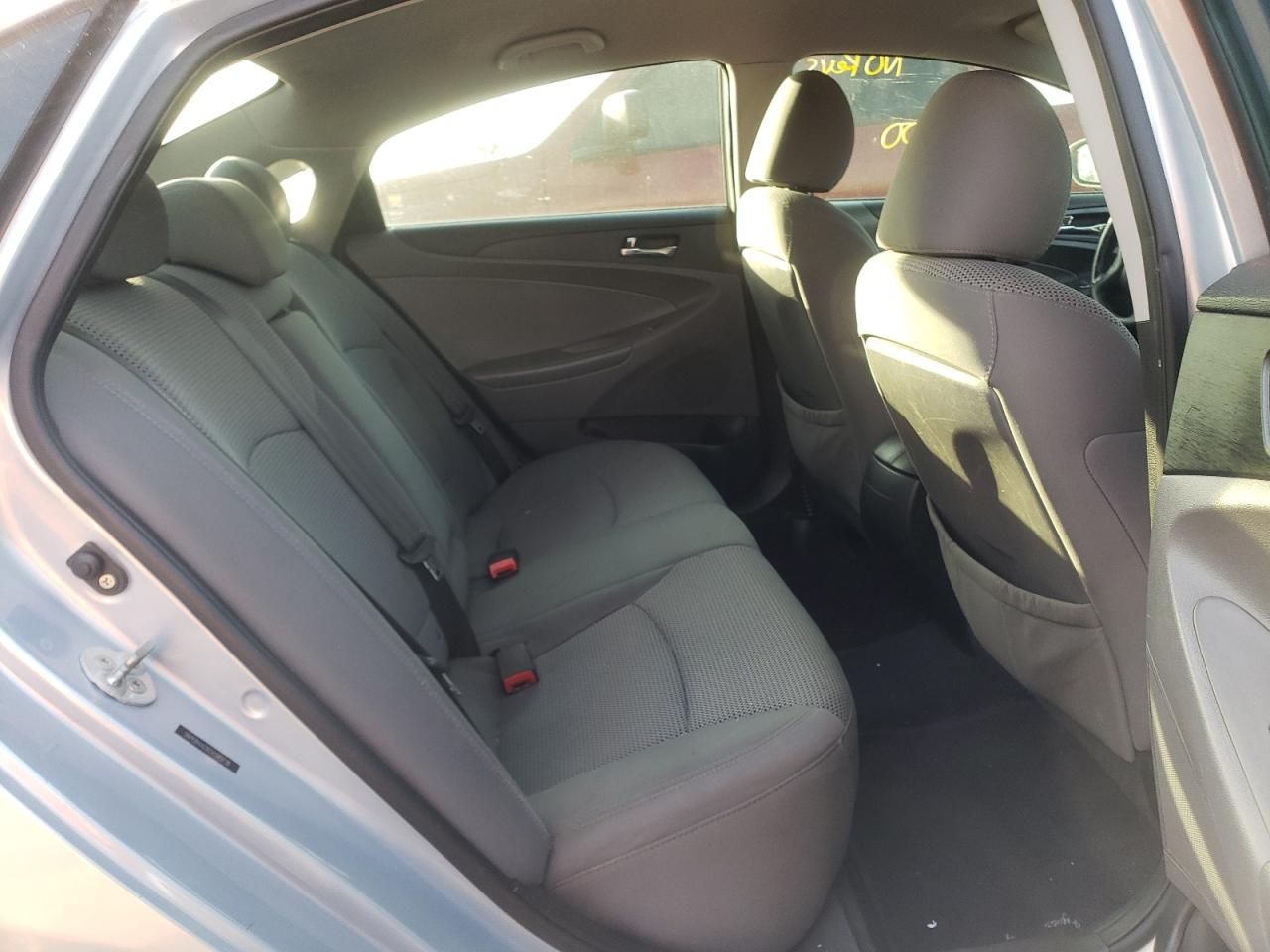 Photo 6 from auction – 2012 HYUNDAI SONATA GLS with VIN 5NPEB4AC6CH345136
