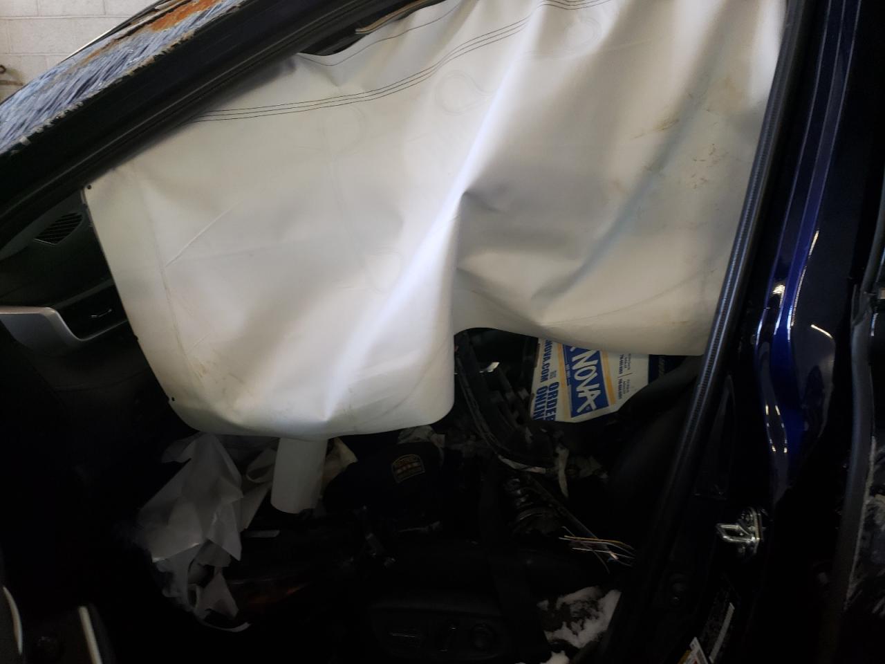 Photo 5 from auction – 2022 TOYOTA HIGHLANDER with VIN 5TDGZRAH4NS544406