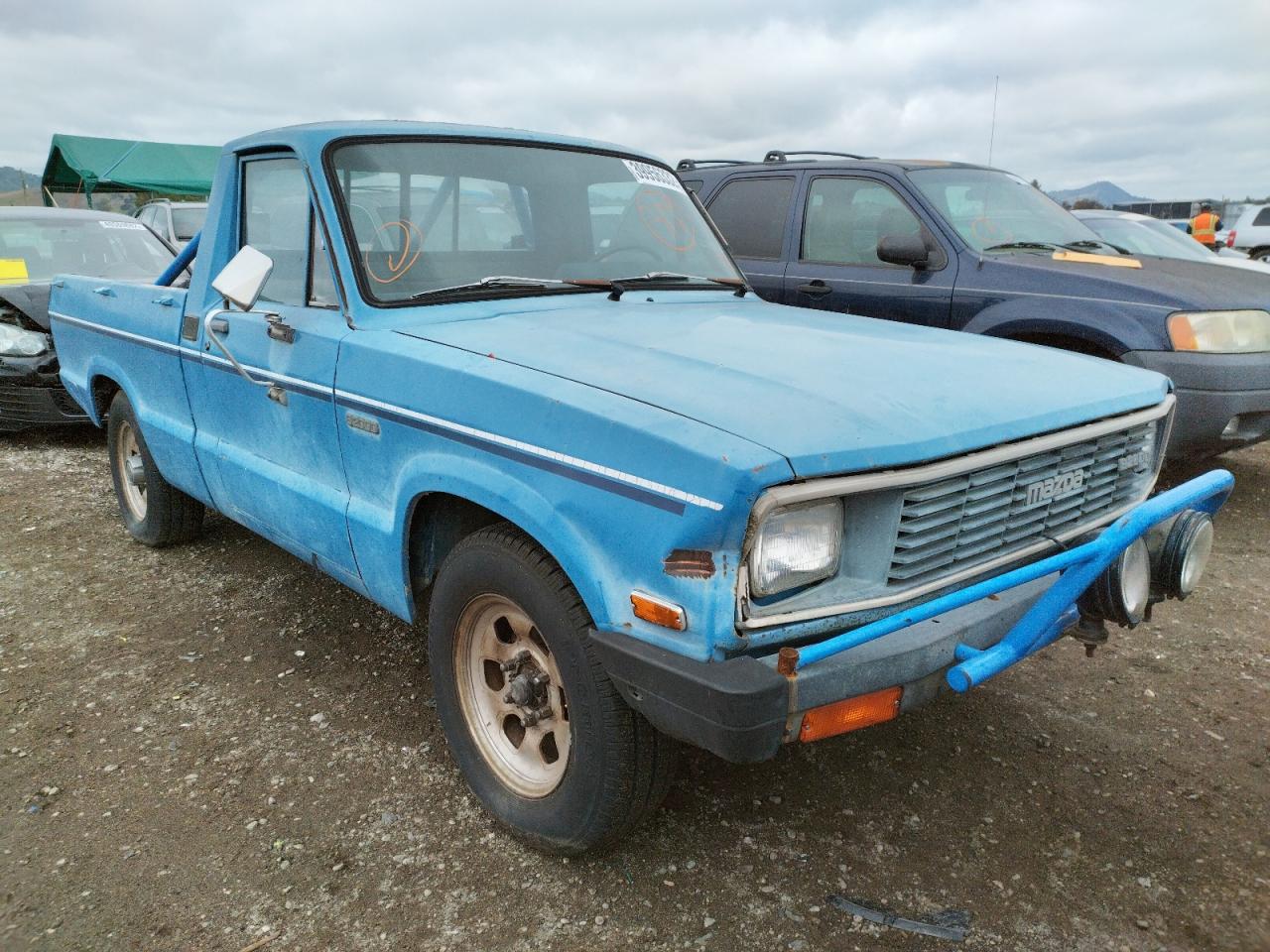 MAZDA B2000 1984 with VIN JM2UC1210E0820456 - Photo from auction
