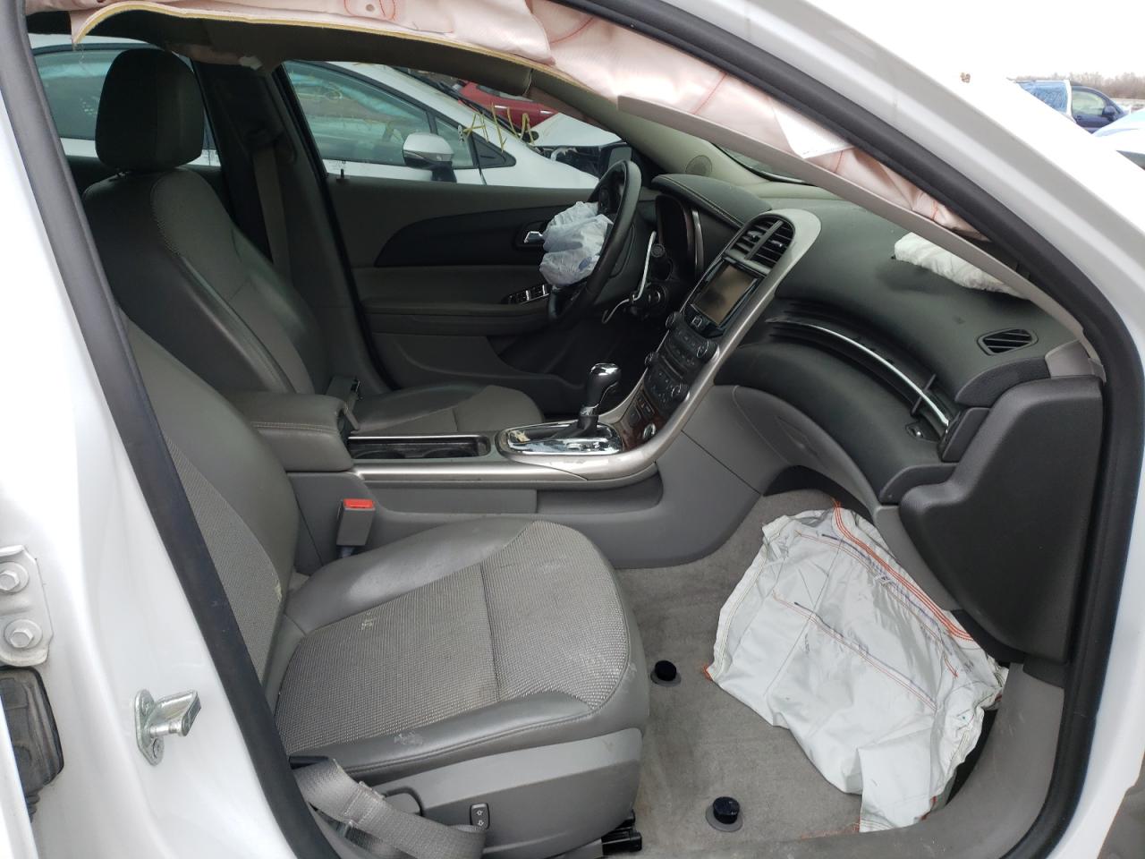 Photo 5 from auction – 2013 CHEVROLET MALIBU 1LT with VIN 1G11C5SA2DF337795