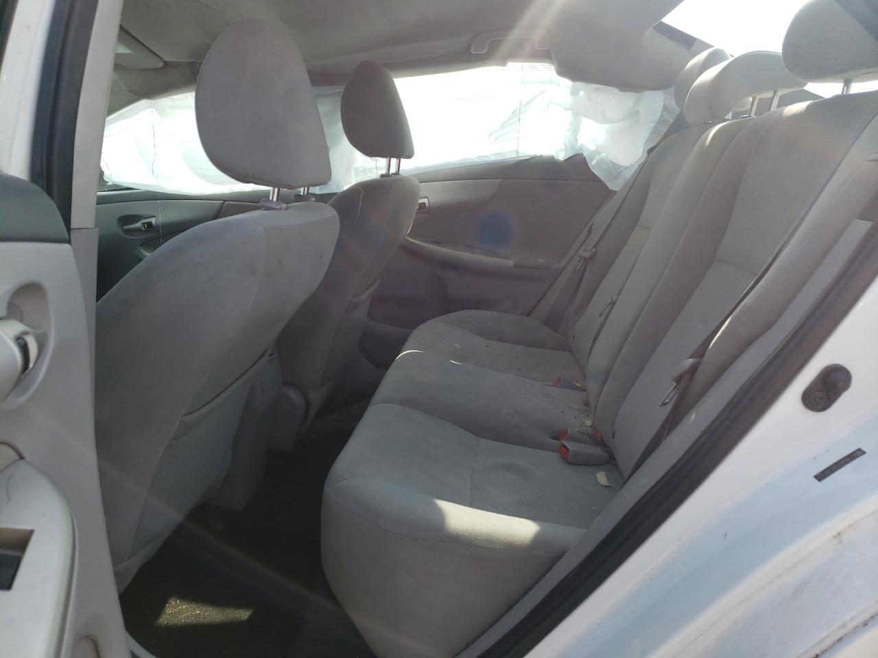 Photo 6 from auction – 2010 TOYOTA COROLLA with VIN 2T1BU4EE9AC280372