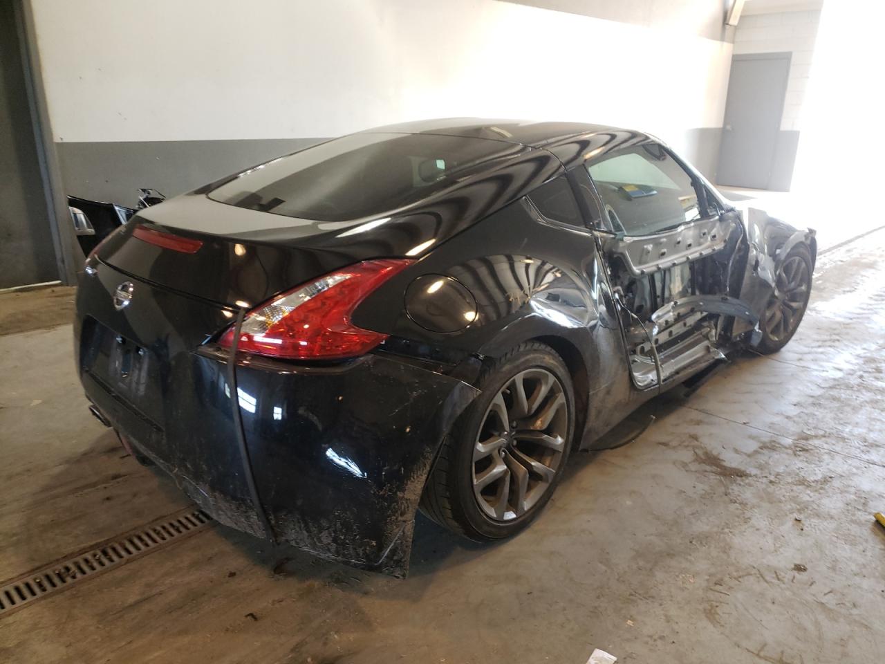 Photo 4 from auction – 2017 NISSAN 370Z with VIN JN1AZ4EH4HM950773