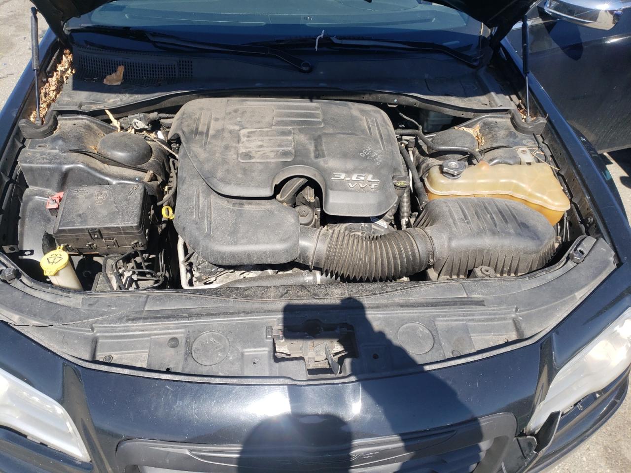 Photo 7 from auction – 2012 CHRYSLER 300 LIMITE with VIN 2C3CCACG7CH309651
