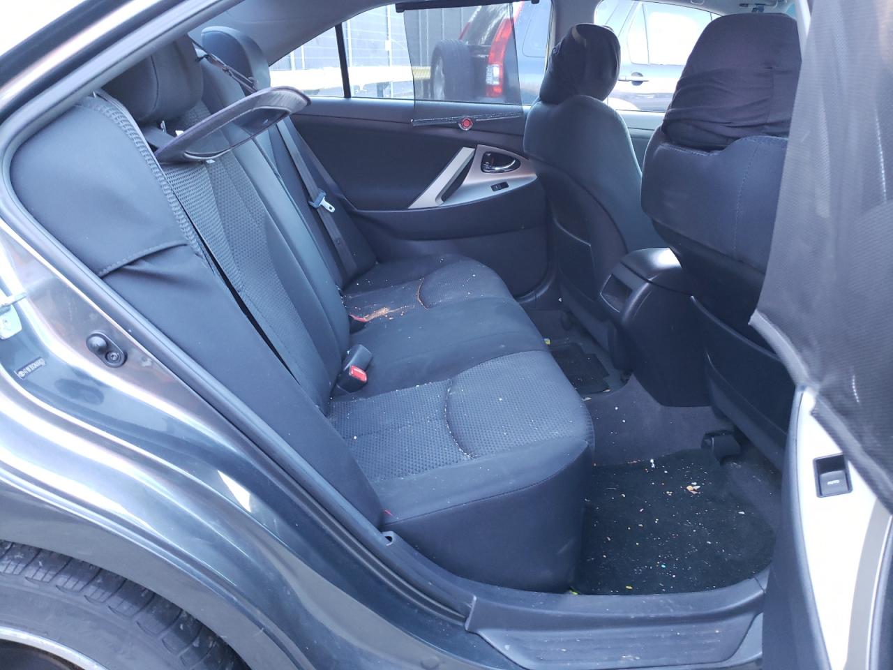 Photo 6 from auction – 2010 TOYOTA CAMRY BASE with VIN 4T1BF3EK2AU068020