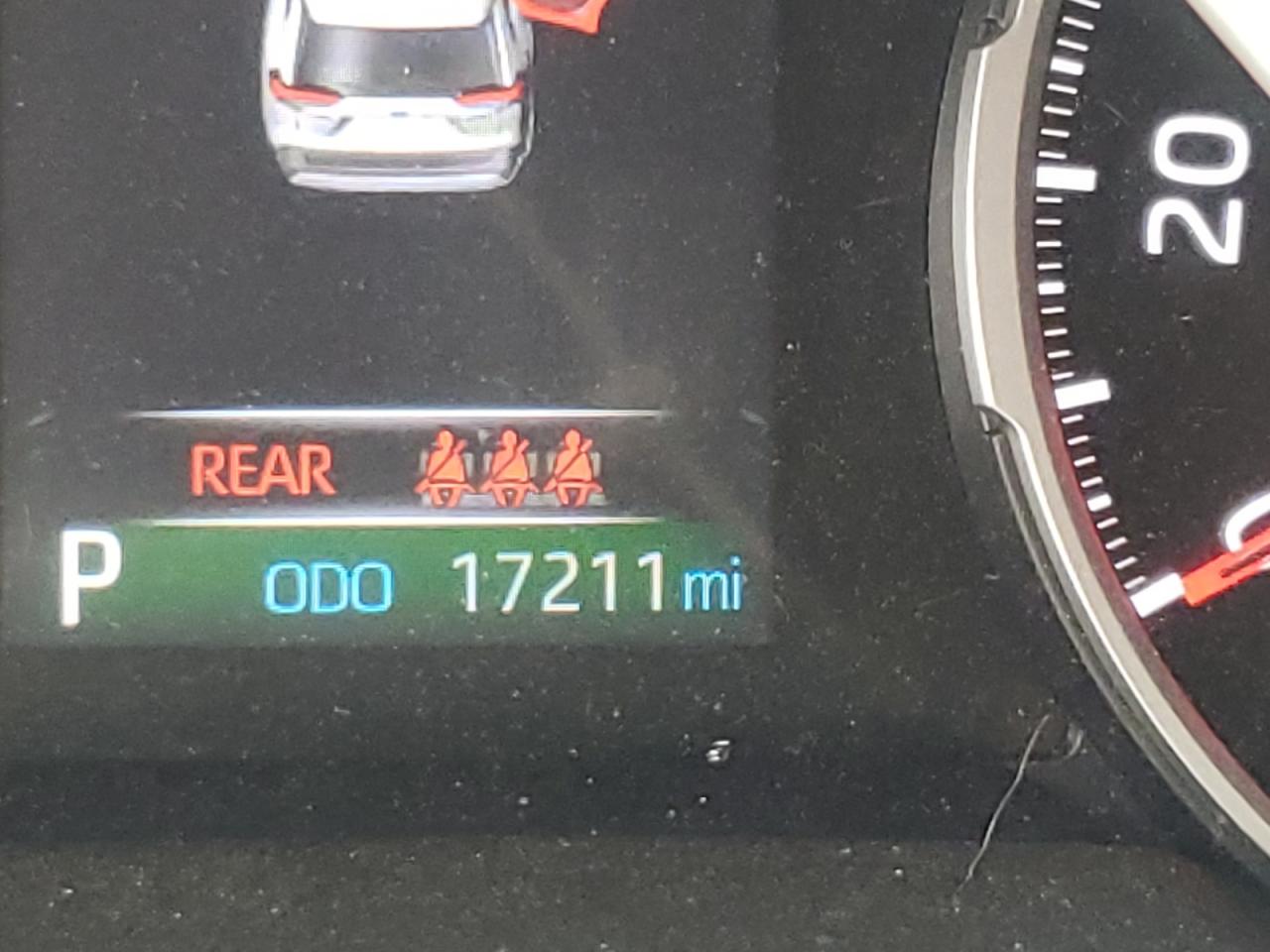 Photo 8 from auction – 2021 TOYOTA RAV4 XLE with VIN 2T3W1RFV7MC143979