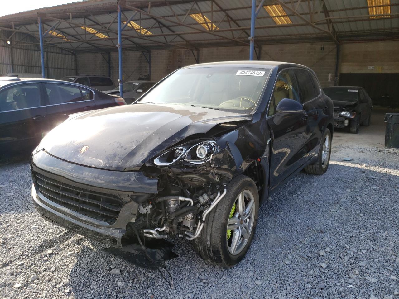 Photo 9 from auction – 2016 PORSCHE CAYENNE SE with VIN WP1AE2A21GLA17415