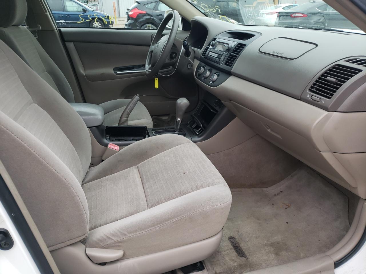 Photo 5 from auction – 2005 TOYOTA CAMRY LE with VIN 4T1BE32K35U419241