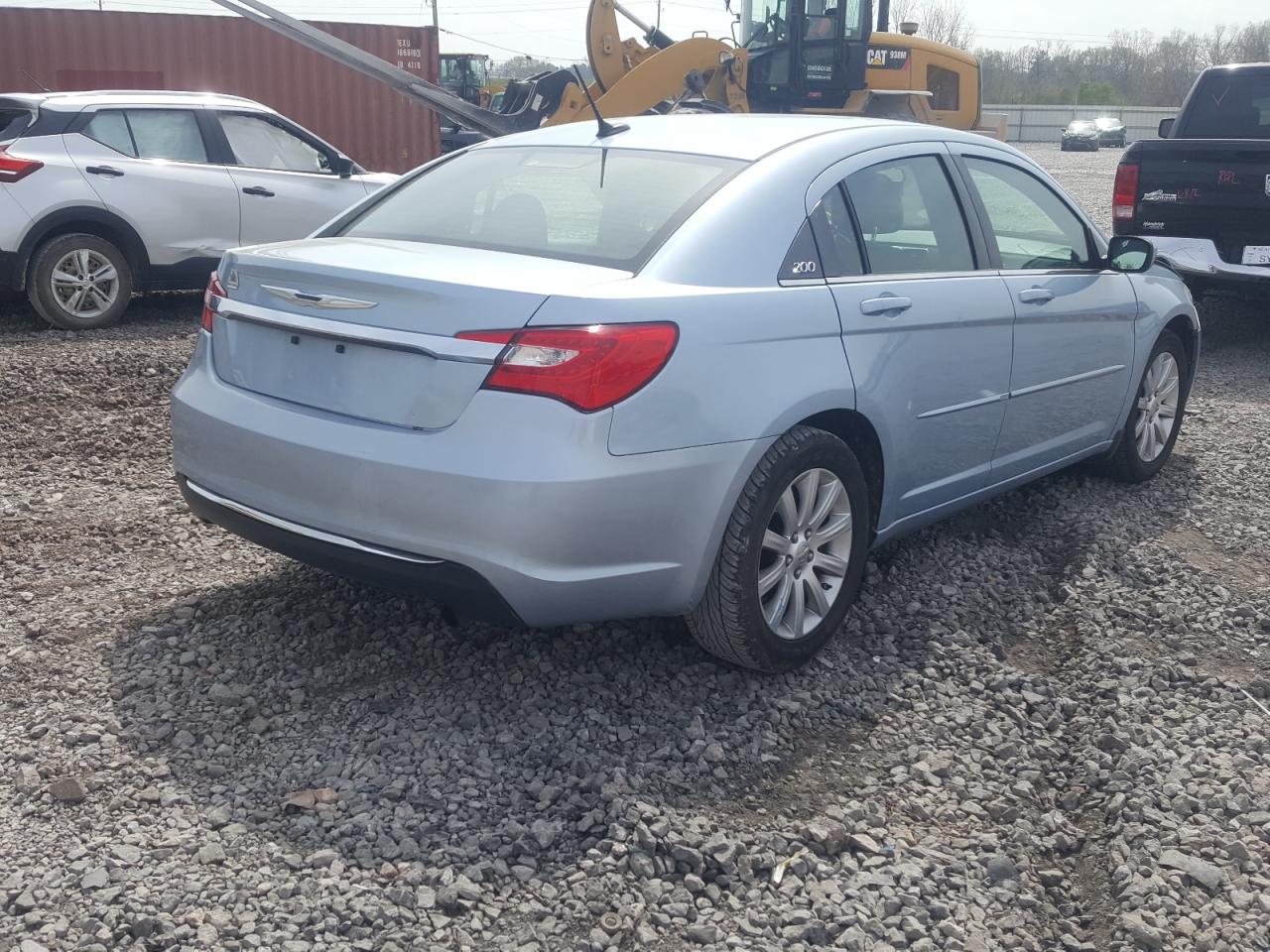 Photo 4 from auction – 2013 CHRYSLER 200 TOURIN with VIN 1C3CCBBB9DN732767