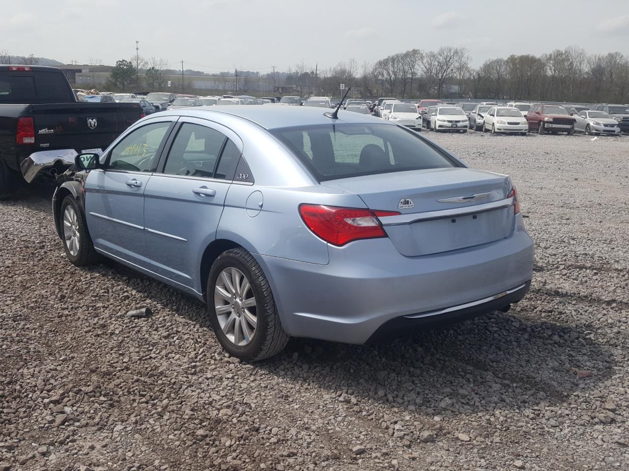 Photo 3 from auction – 2013 CHRYSLER 200 TOURIN with VIN 1C3CCBBB9DN732767