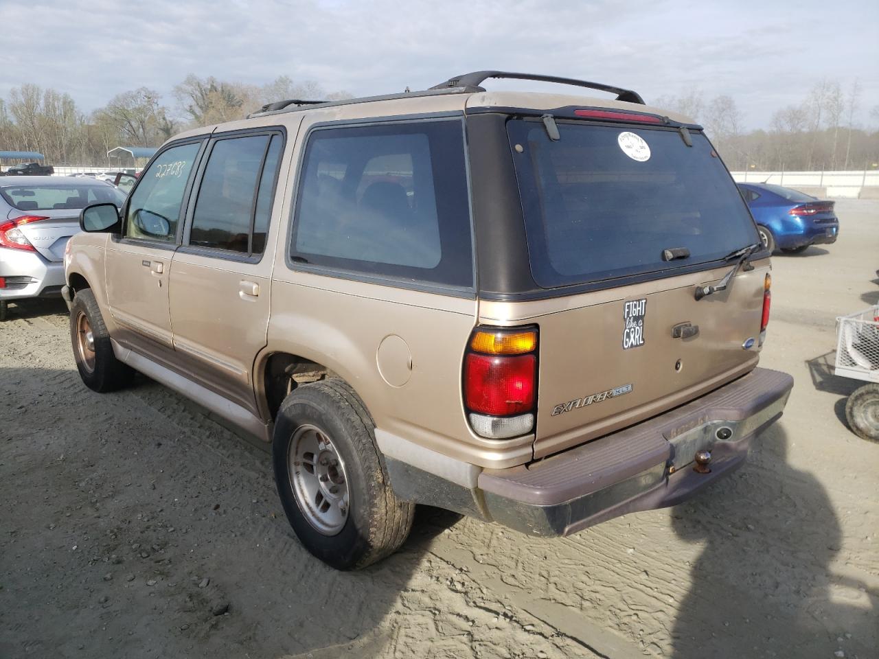 Photo 3 from auction – 1996 FORD EXPLORER with VIN 1FMDU32X7TUD65009