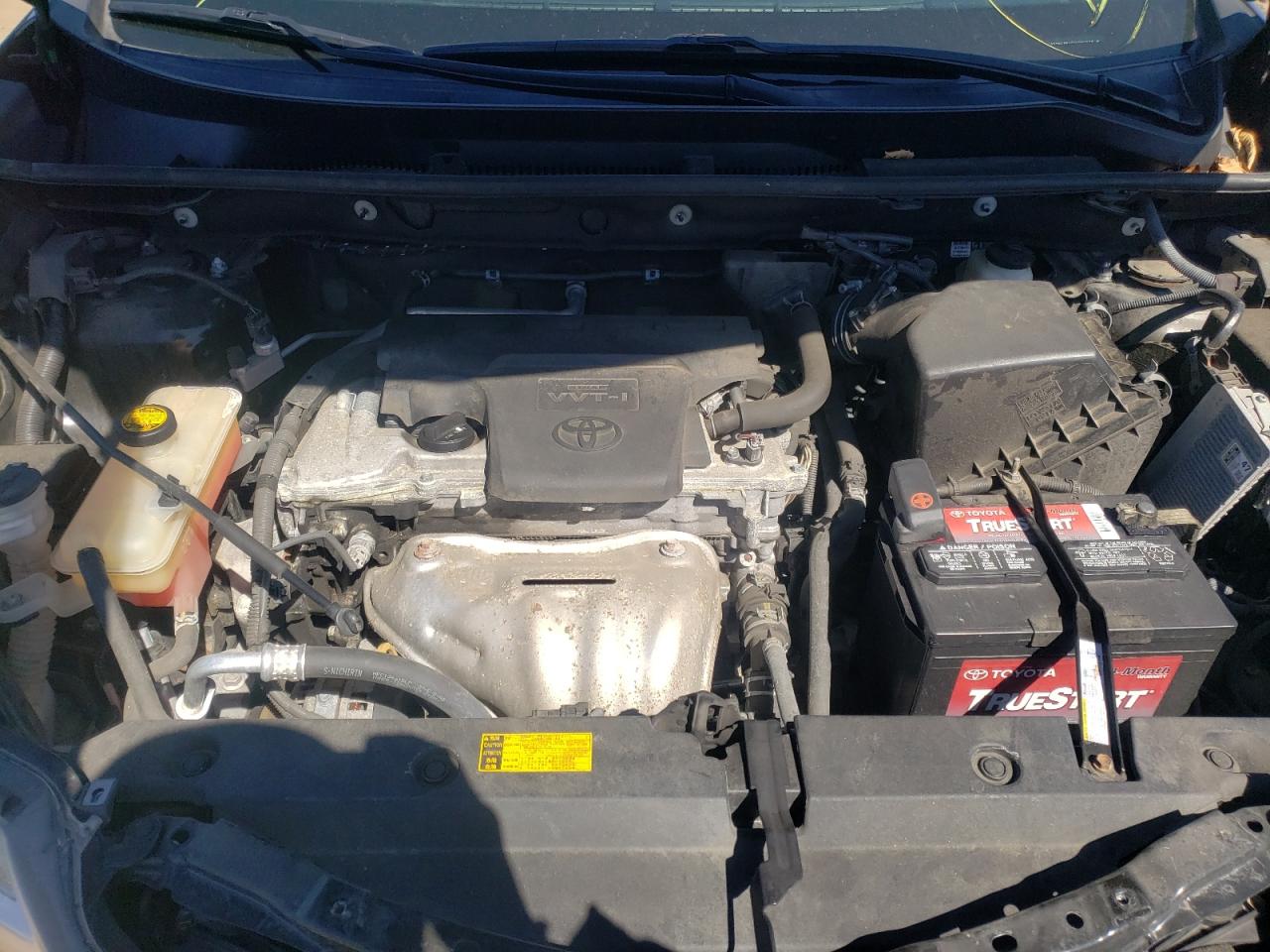 Photo 7 from auction – 2015 TOYOTA RAV4 LE with VIN 2T3BFREV7FW382628