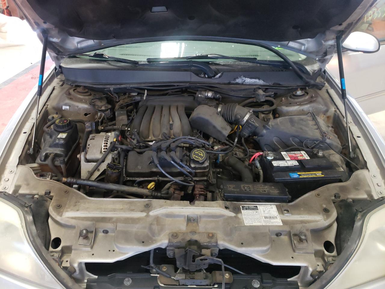 Photo 7 from auction – 2002 MERCURY SABLE GS with VIN 1MEFM50U12A623976